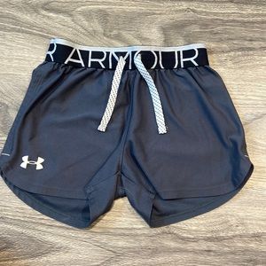 these Under Armor shorts are perfect for summer the dark gray color is flawless